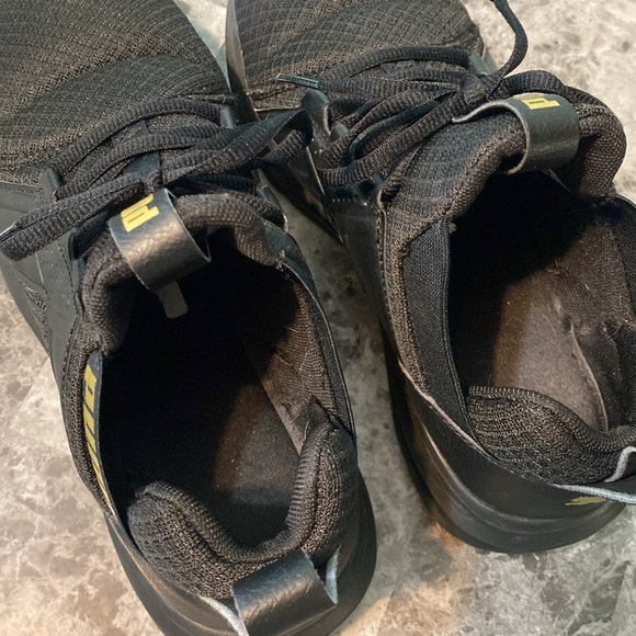 Puma Enzo Varsity Softride Running Shoes - Size 8 - Picture 4 of 11